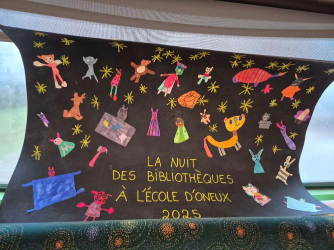 Affiche La bibliothèque itinérante célèbre la Nuit des bibliothèques